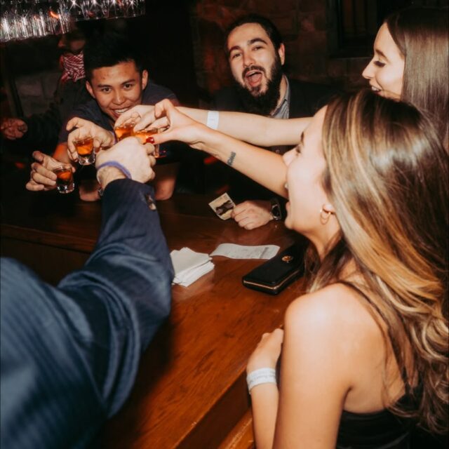 Sir Winston Churchill Pub Montréal soirée entre amis