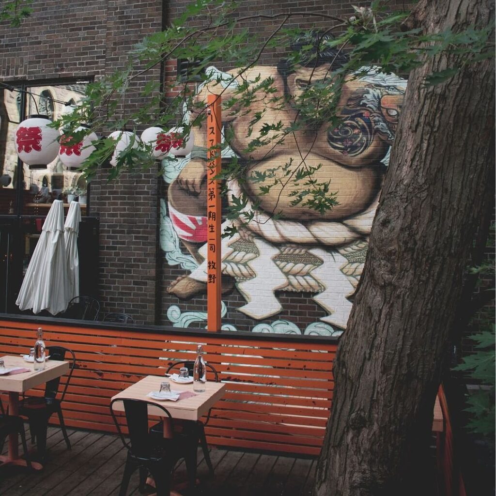 Les meilleurs endroits pour manger en terrasse au centre-ville, dont le Biiru Izakaya