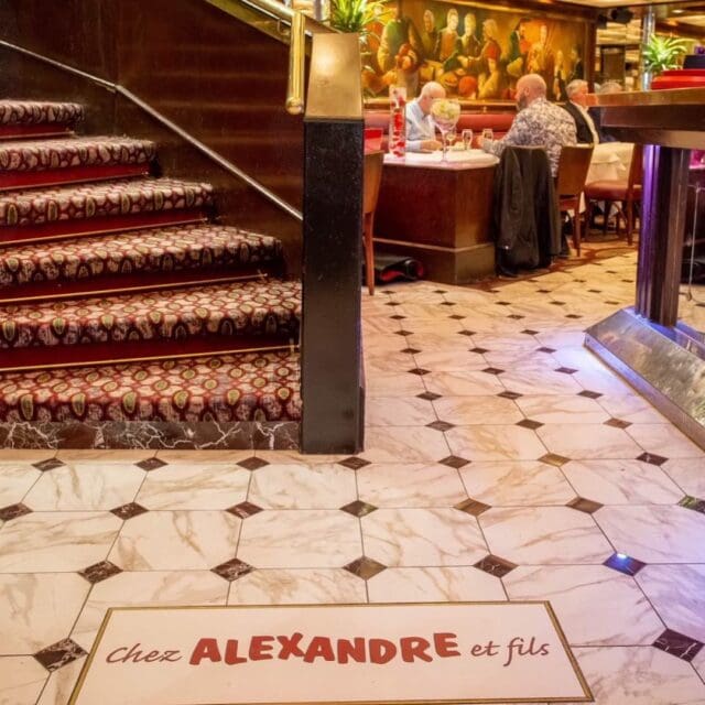 Le restaurant Chez Alexandre et Fils, pour lunchs d'affaires au centre-ville de Montréal