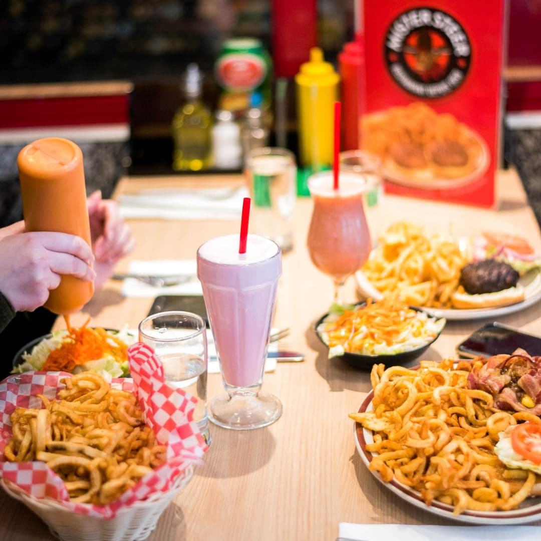 Le menu de Mister Steer au centre-ville de Montréal