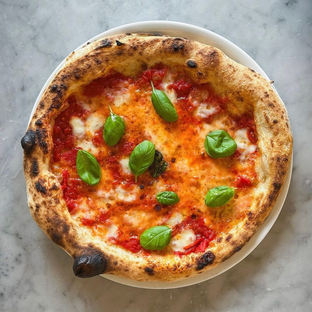 Brigade Pizza, Pizzeria au four à bois du centre-ville de Montréal - Semaine de la Pizza