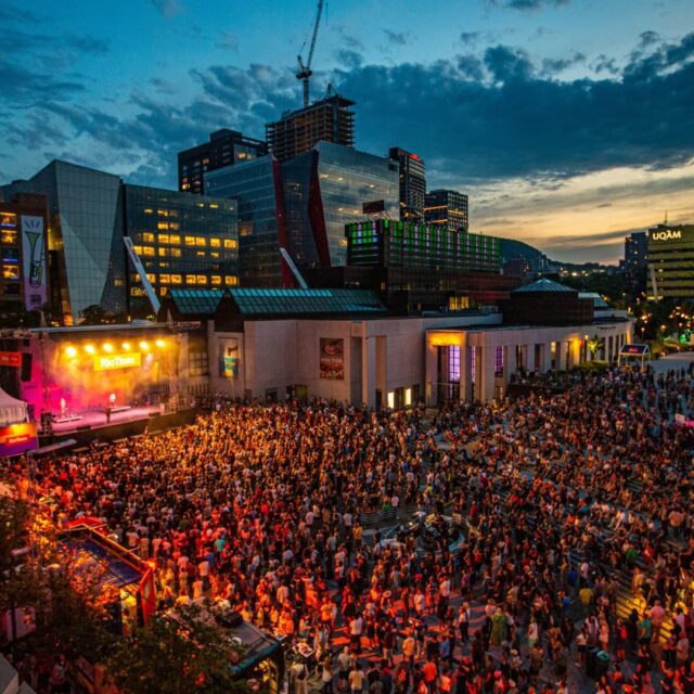 Le Festival International de Jazz de Montréal, au centre-ville de Montréal