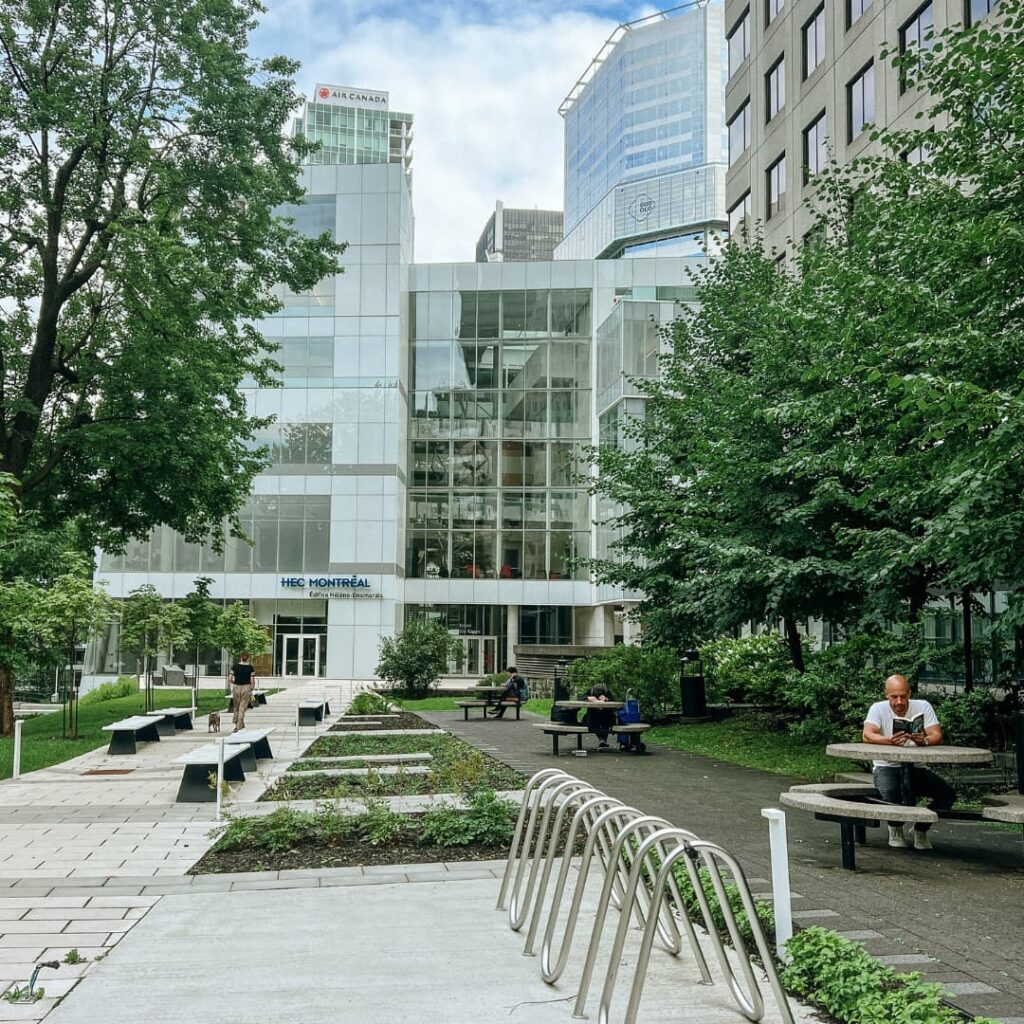 Parc de la Basilique Saint-Patrick, HEC, Montréal, centre-ville