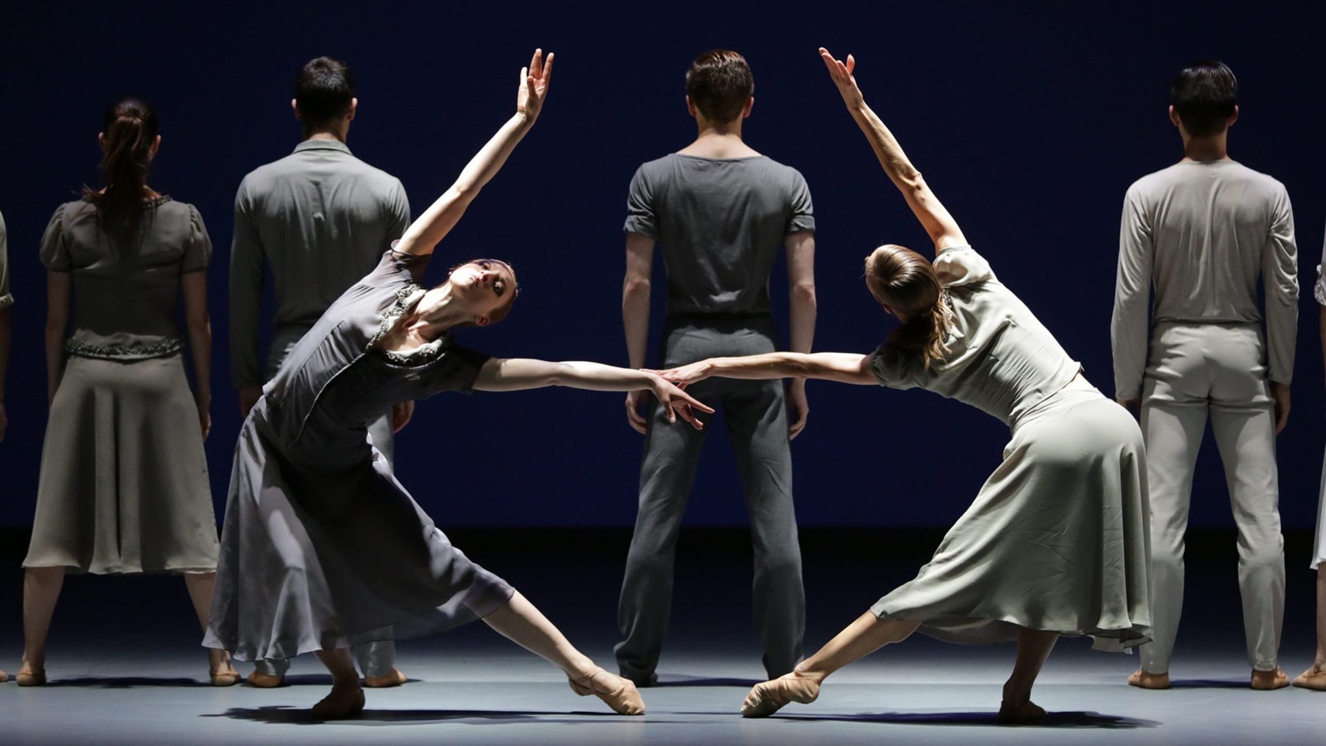 Dancers performing at the Quartiers Danses Festival.