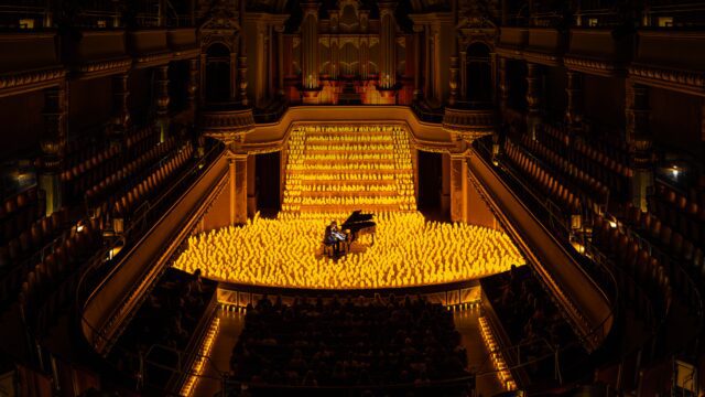 Concert éclairé à la chandelle