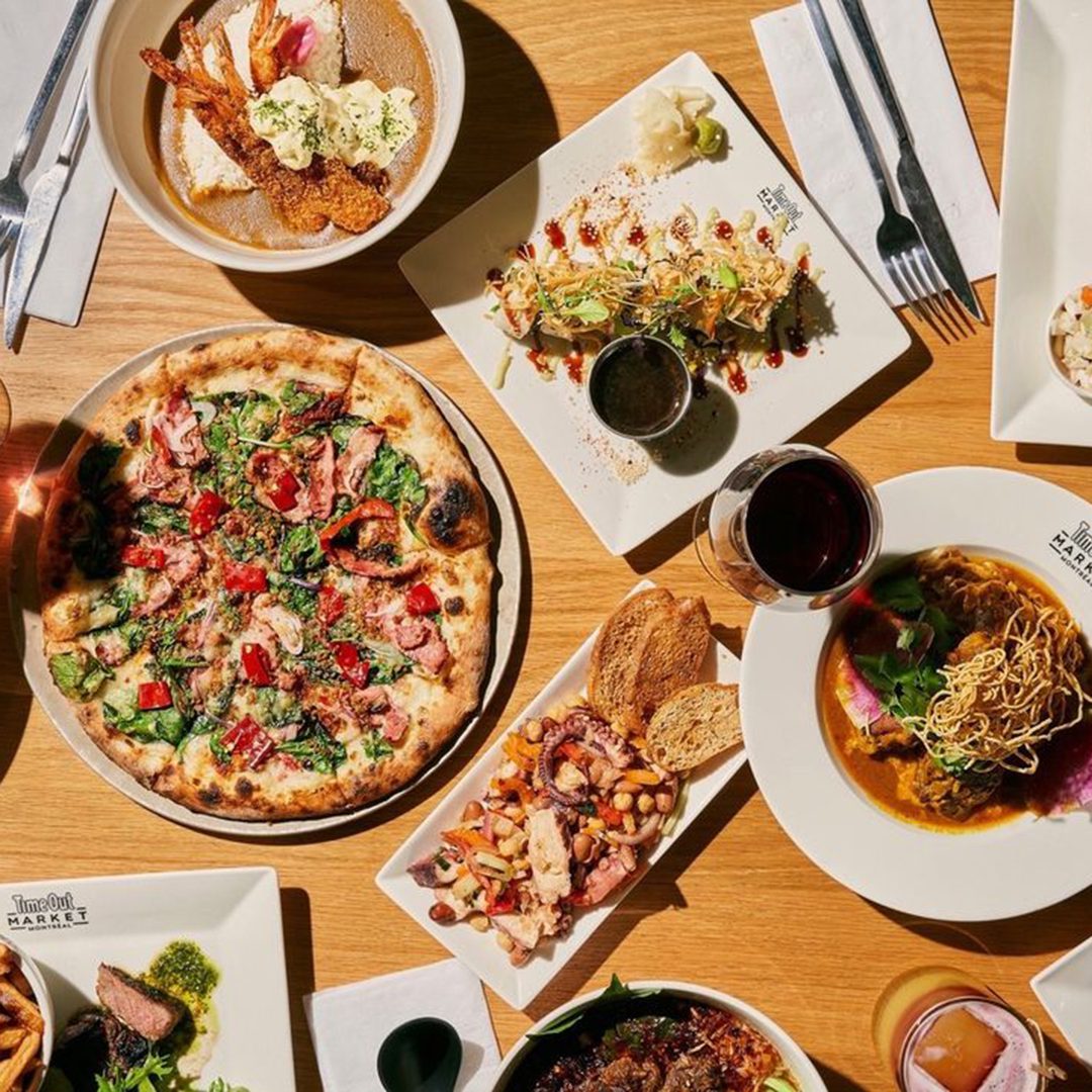 Sélection de plats variés au Time Out Market Montréal, idéal pour les familles.