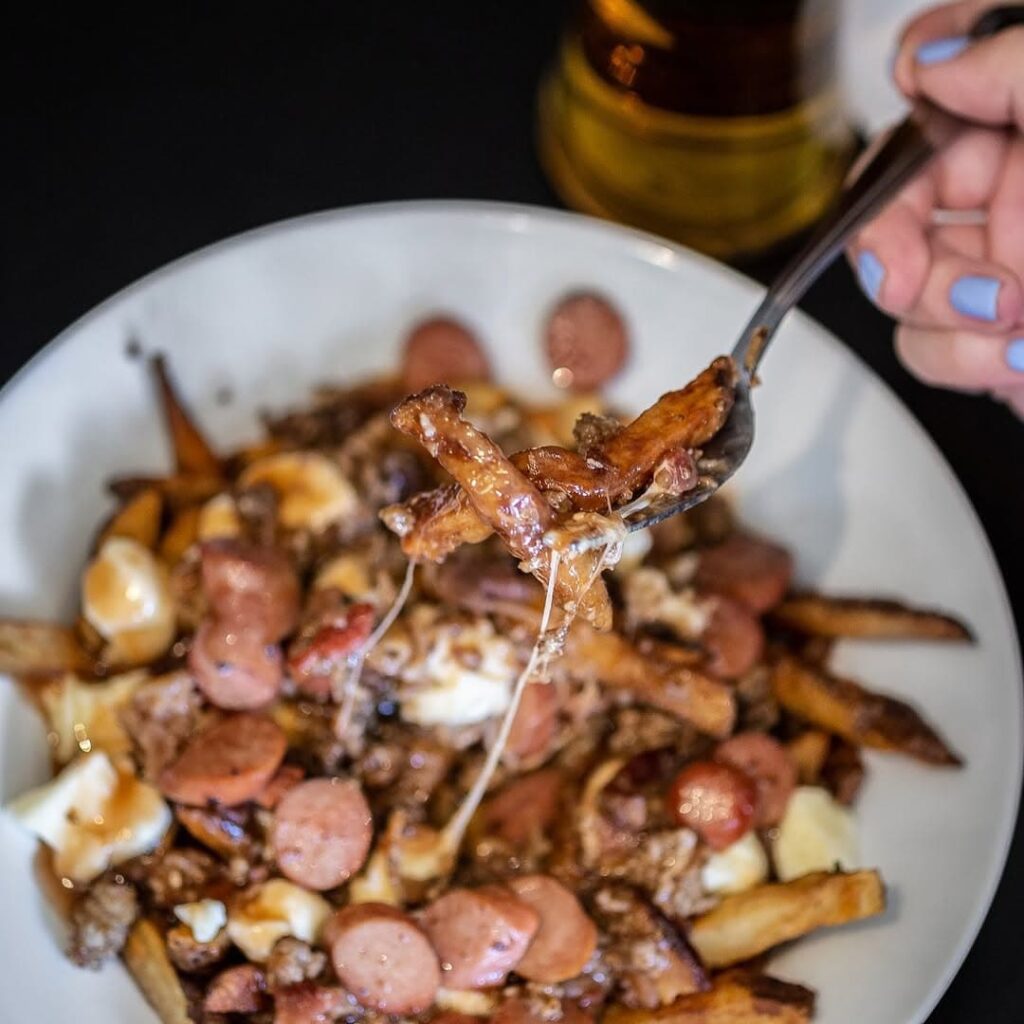 Poutine week chez Poutineville au centre-ville de Montréal