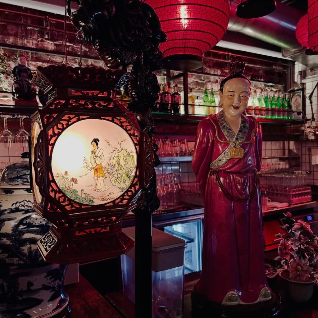 Décoration du Petit Poisson Bistro