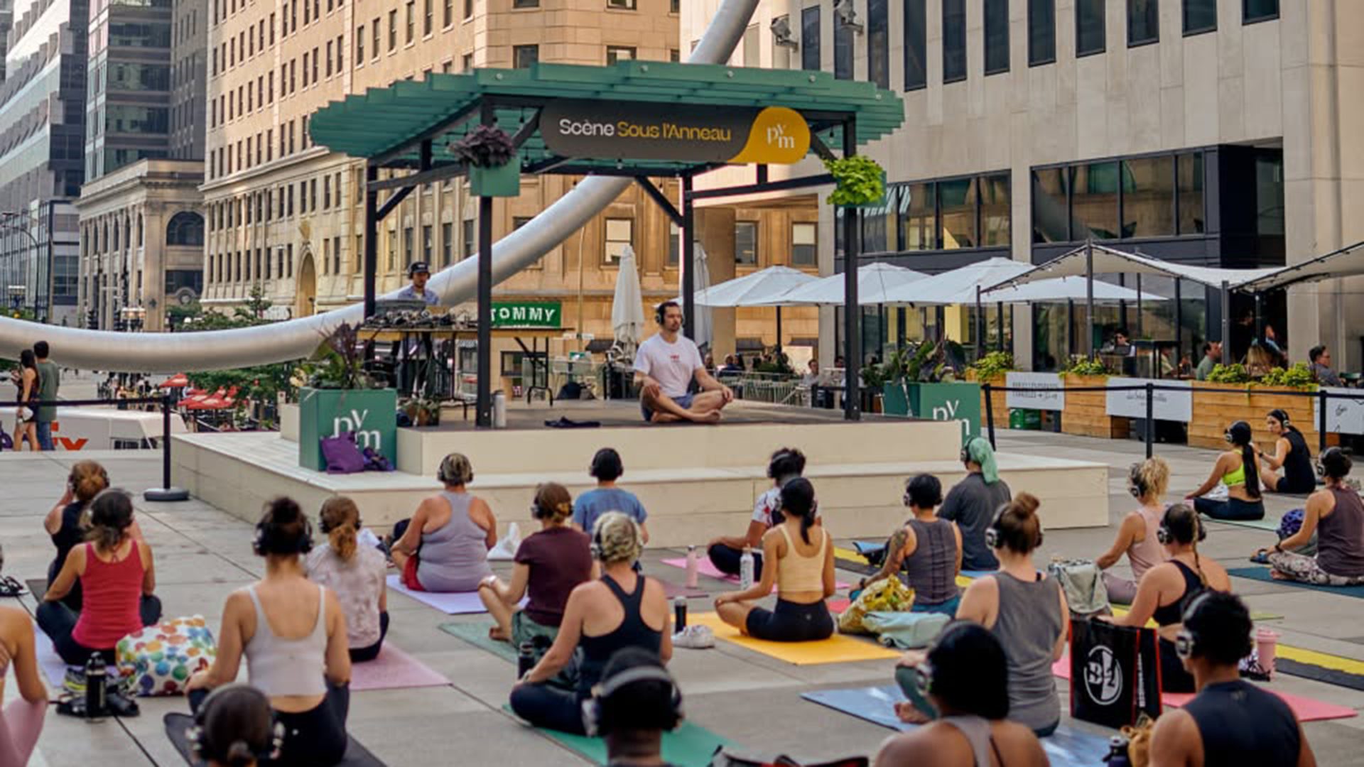 Yoga immersif sous l’Anneau par YogaTribes